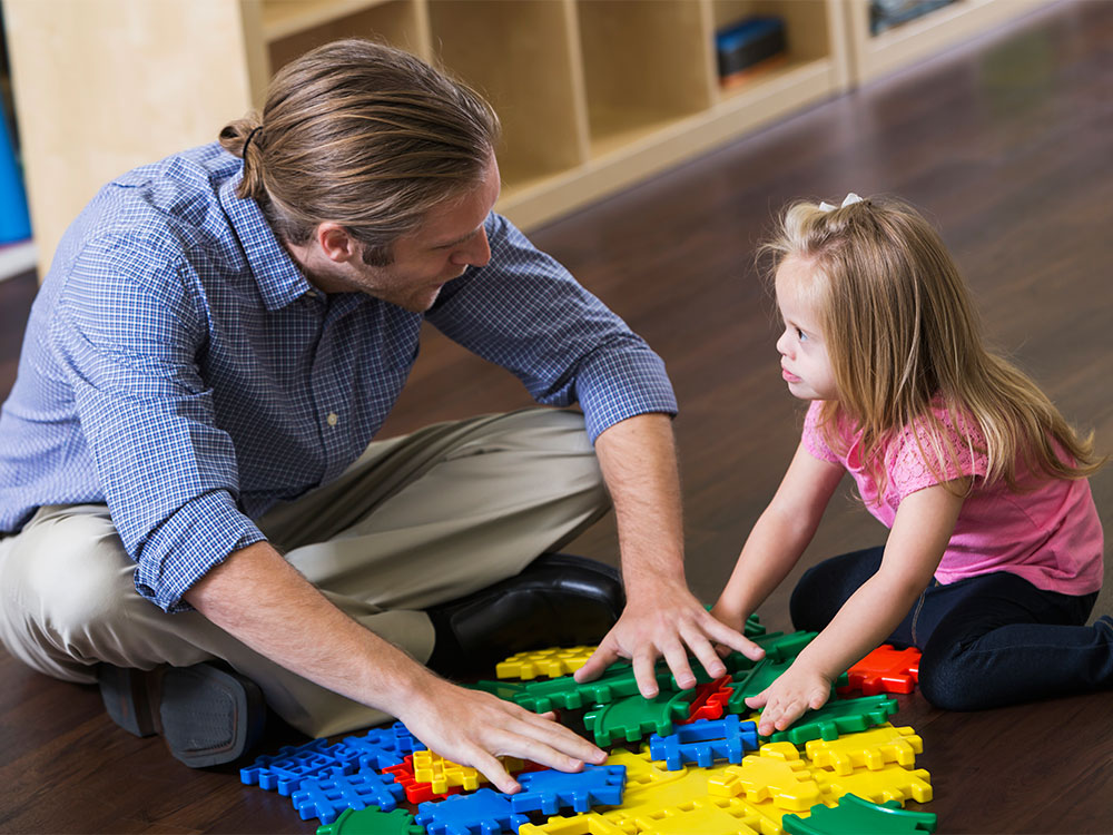 کمک به کودکان دارای ناتوانی در یادگیری از طریق علایق روزمره و بازی