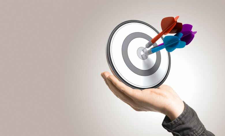 خودکارآمدی تحصیلی و تاب­ آوری تحصیلی