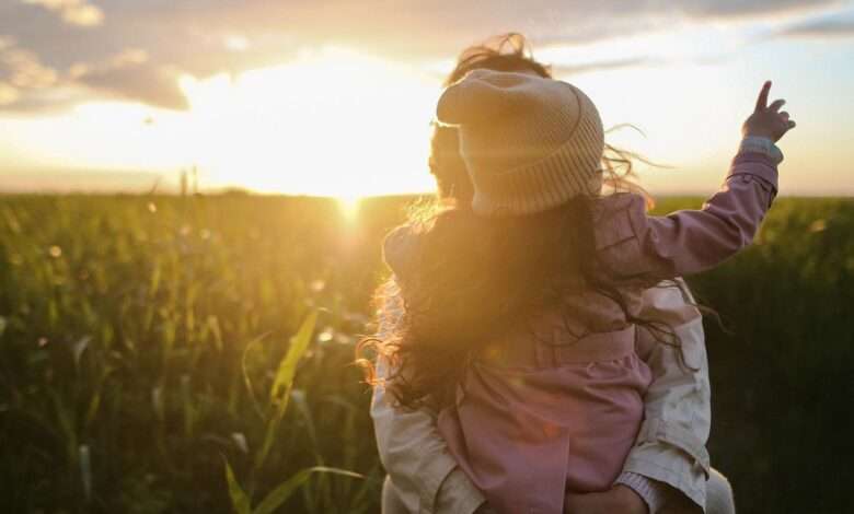 نقش هوش هیجانی و تاب‌آوری هیجانی در زندگی فردی