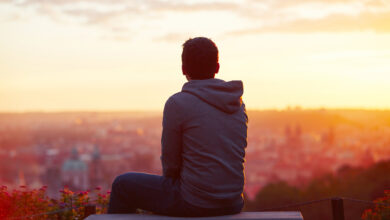 سوگ و فقدان در مددکاری اجتماعی: فراتر از مرگ و میر، درک عمیق‌تر از تجربیات انسانی