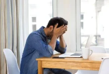 تاب‌آوری مددکاران اجتماعی و فرسودگی شغلی