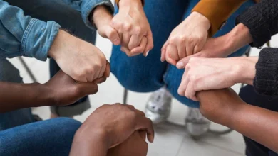 تقویت همبستگی بین نسلی برای رفاه پایدار؛ چشم‌انداز مددکاری اجتماعی در ۲۰۲۵